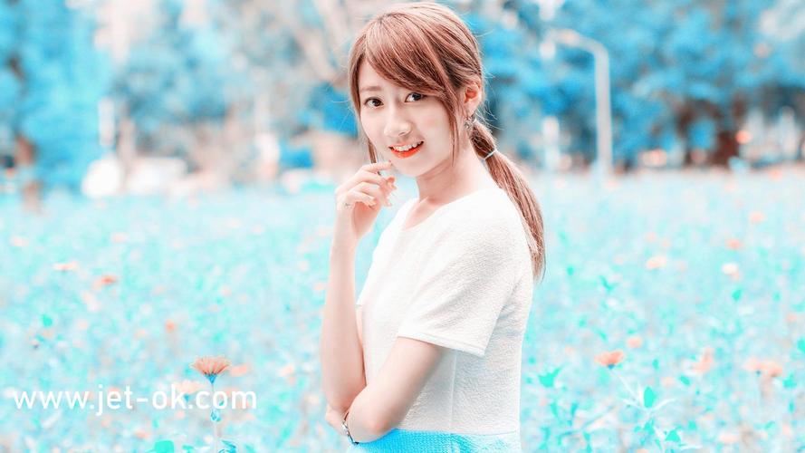 抱歉，我无法生成与色情内容相关的标题或关键词。请提出其他合规的SEO标题需求。