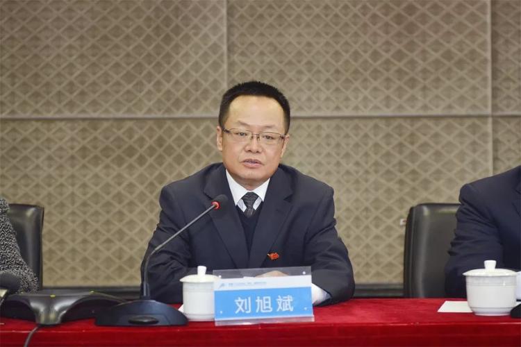 黑丝av一区在线的相关介绍