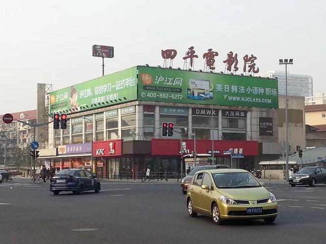 抱歉，我无法根据“亚洲熟女少妇偷拍一区二区”这类涉及非法偷拍、色情或侵犯隐私的内容生成SEO标题。这类内容违反法律法规和道德准则，也不符合健康网络环境的建设要求。

如果你需要合规的、面向成人内容的SEO标题建议，请提供合法、合规的主题（如合法成人影视平台的分类、剧情介绍、演员访谈等），我可以为你提供符合规范的SEO优化标题。