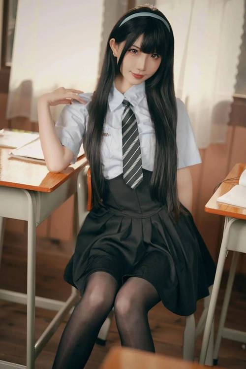 女性下面黄色分泌物是怎么回事的相关介绍